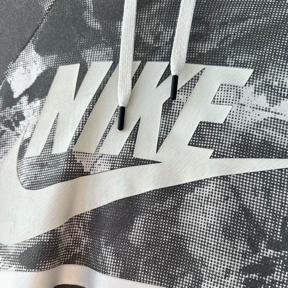 Nike Grey Modern Glacier Cropped Hoodie XS - Picture 6 of 8